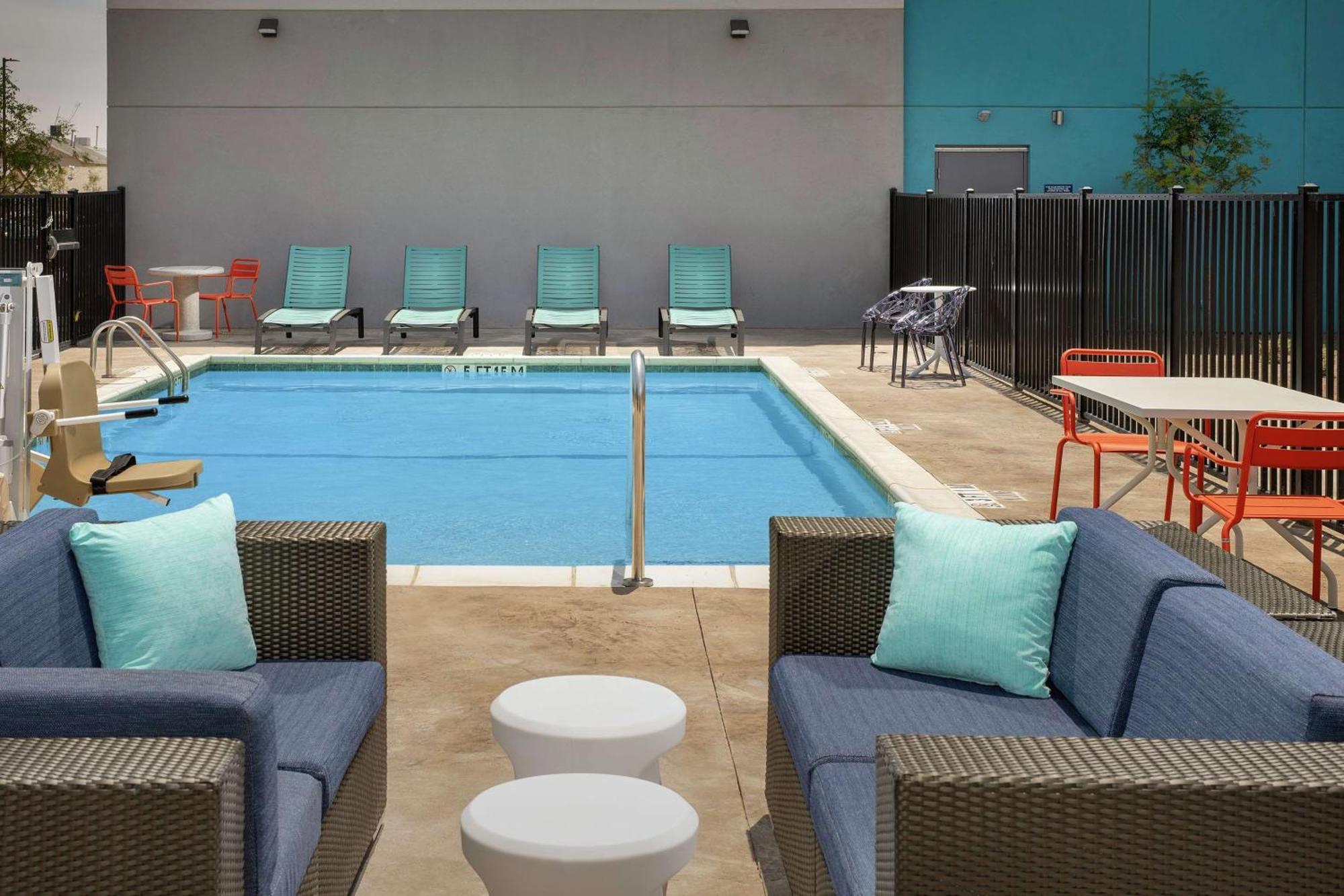 Hotel Tru By Hilton El Paso Northeast Exterior foto